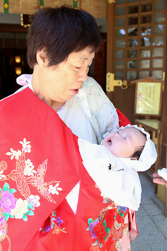 お宮参り写真 自宅 新田神社 お宮参り着物着付け