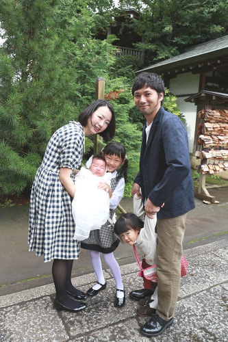 お宮参り写真 撮影場所 水天宮 日枝神社 温かい家族写真
