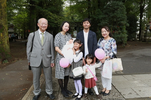 お宮参り写真 撮影場所 水天宮 日枝神社 風船