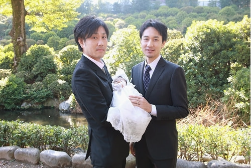 お宮参り写真 撮影場所 文京区 根津神社 父、叔父