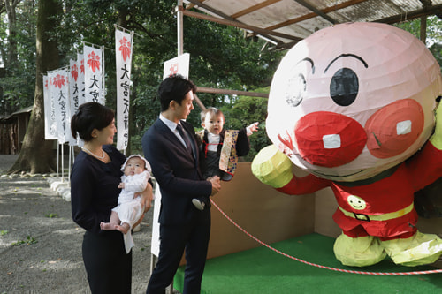 お宮参り写真 撮影場所 大宮八幡宮２７